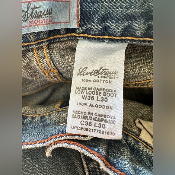 Mens Levi’s Low Loose Boot Jeans - Picture 8 of 9